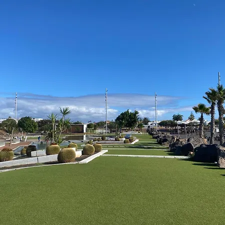 Pensión Atlantic Breeze House I Double At El Campanario I 600 Meters From Popcorn And 1km From Center Corralejo