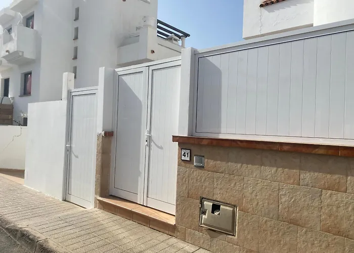 Atlantic Breeze House I Double At El Campanario I 600 Meters From Popcorn And 1km From Center Pensjonat Corralejo